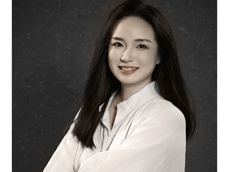 唐倩 全媒体广告与营销...