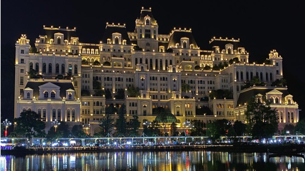 《此“白宫”非彼“白...