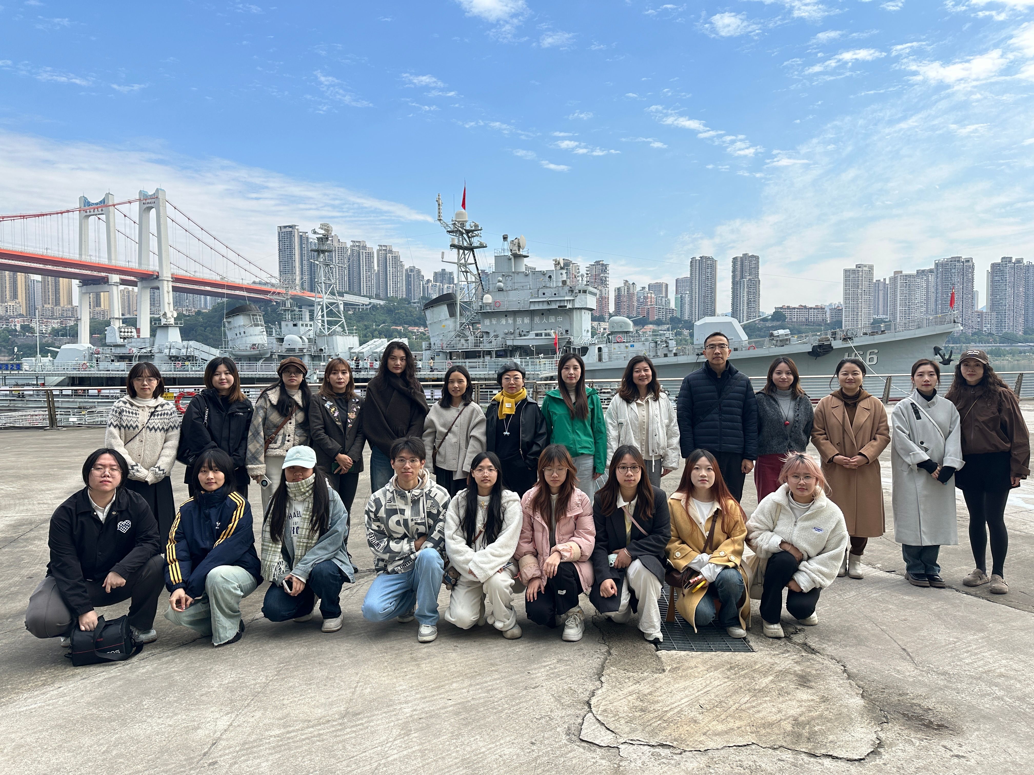 沉浸式红色教育铸初心 ...