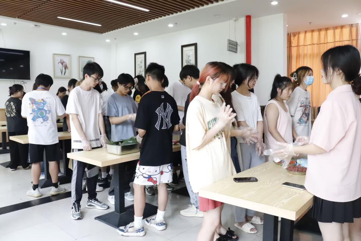 14315882EE02CD7CBB6F11B04A62EBD1