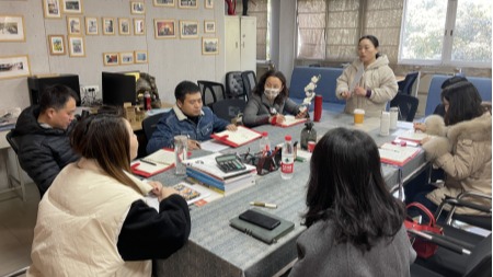 传媒教工二支部开展计...