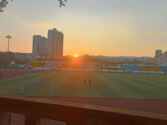 校园内有属于自己的MBT...