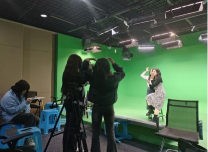 捕捉青春，留住美好—...