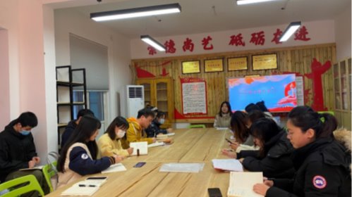传媒与设计学院学工支...
