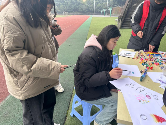 冬日微风里  画笔绘心...