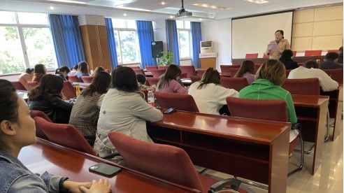 “关于若干历史问题的...