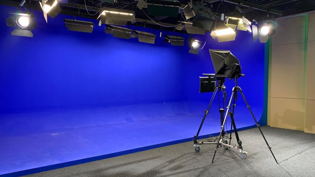 全媒体网络直播推广实训室