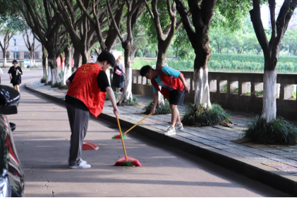 积极开展劳动教育，助...