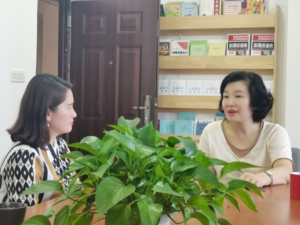 【访企拓岗促就业】传...