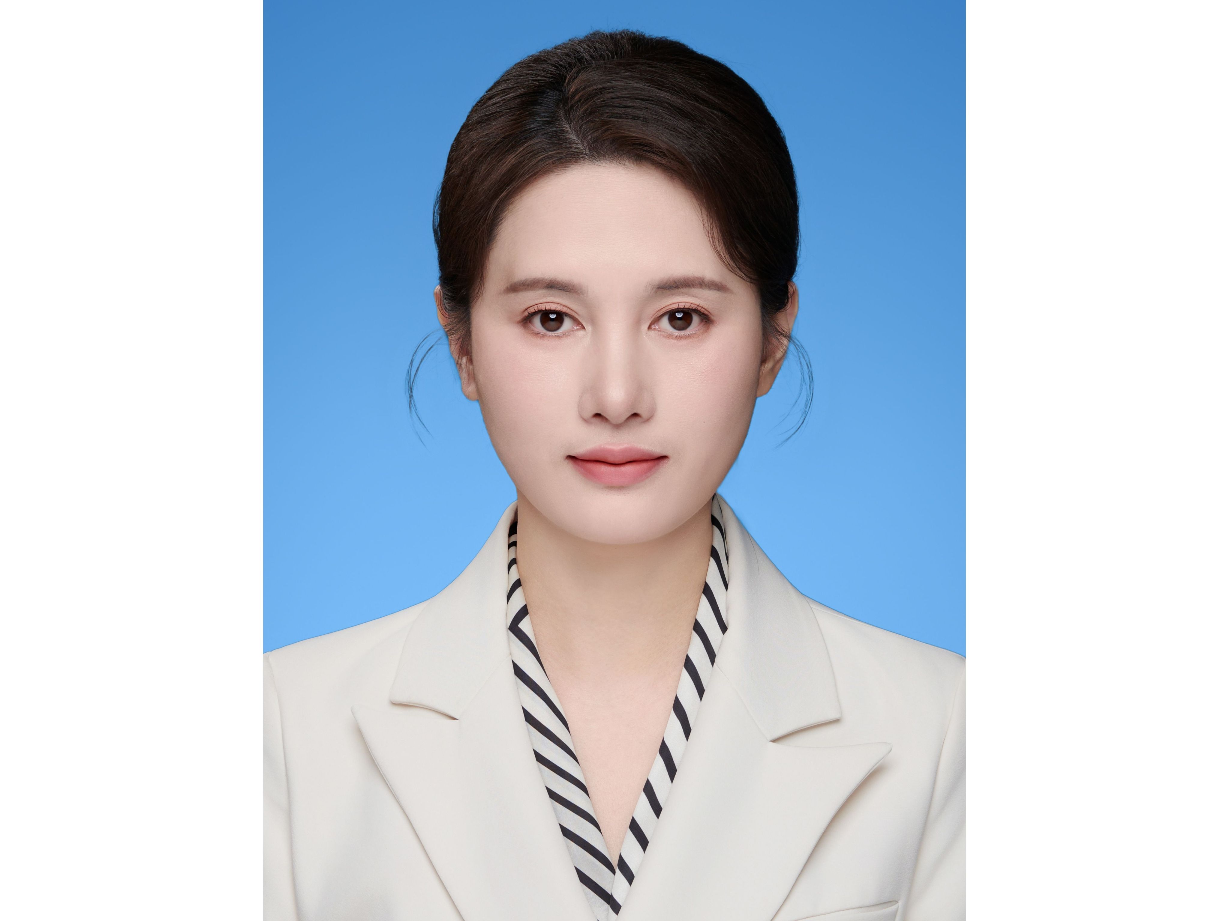 党总支副书记 苏丹 