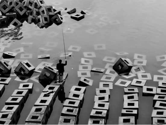 12铜奖《垂钓者》-照片