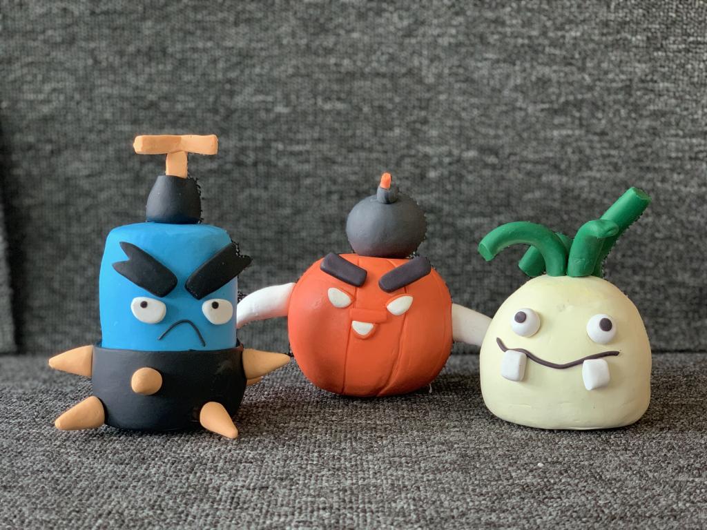 2017级影视动画1班 何...