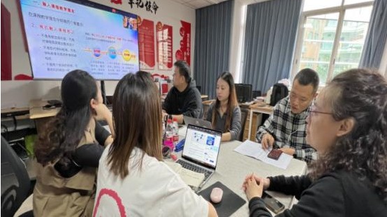 传媒专业群党支部持续...